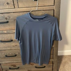 Fabletics workout tee